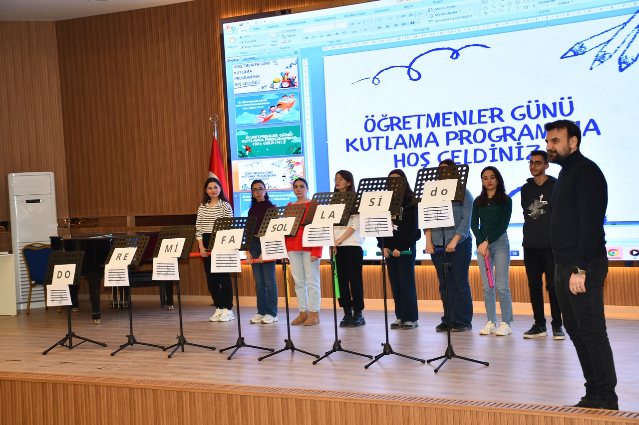 Harran Üniversitesi, Öğretmenlik Mesleğinin Saygınlığına Vurgu Yaparak 24 Kasım’ı Kutladı